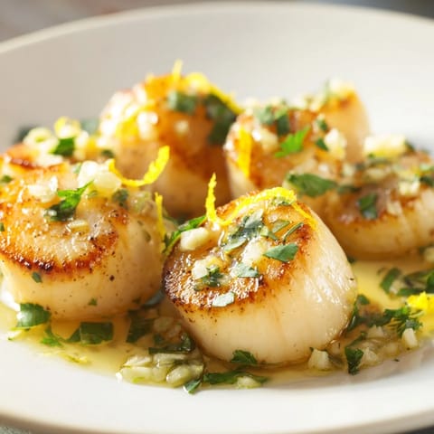 Pan-Seared Scallops Garlic Butter